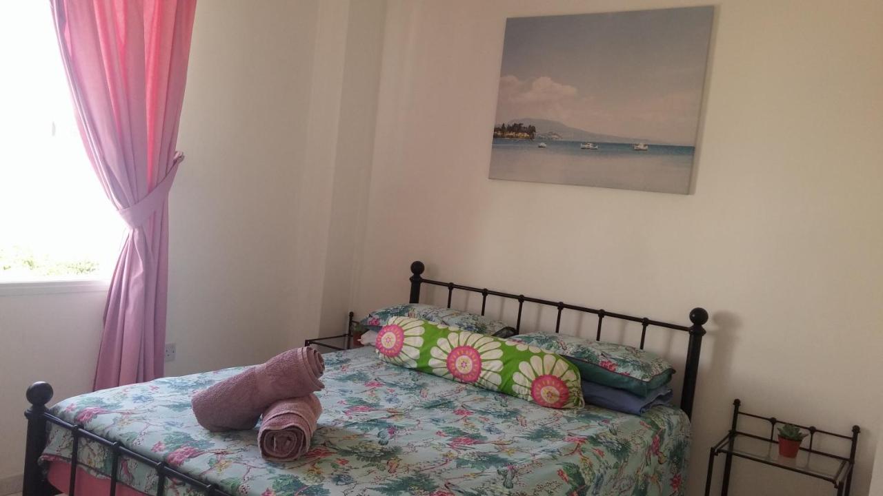 Athena And The Owl Beachside Apt Paphos Luaran gambar
